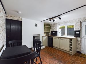 Dining kitchen- click for photo gallery